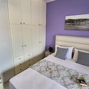 https://colourful-apartments.kefaloniahotels.net