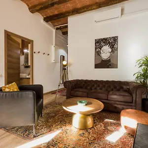 Appartement Magalhaes - Trad Flat In Poble Sec, Near Ramblas, Barcelone