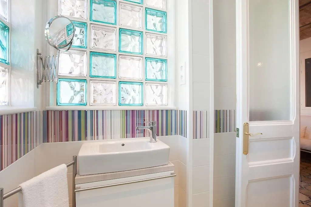 Barnapartments Basic Gracia Barselona İspanya