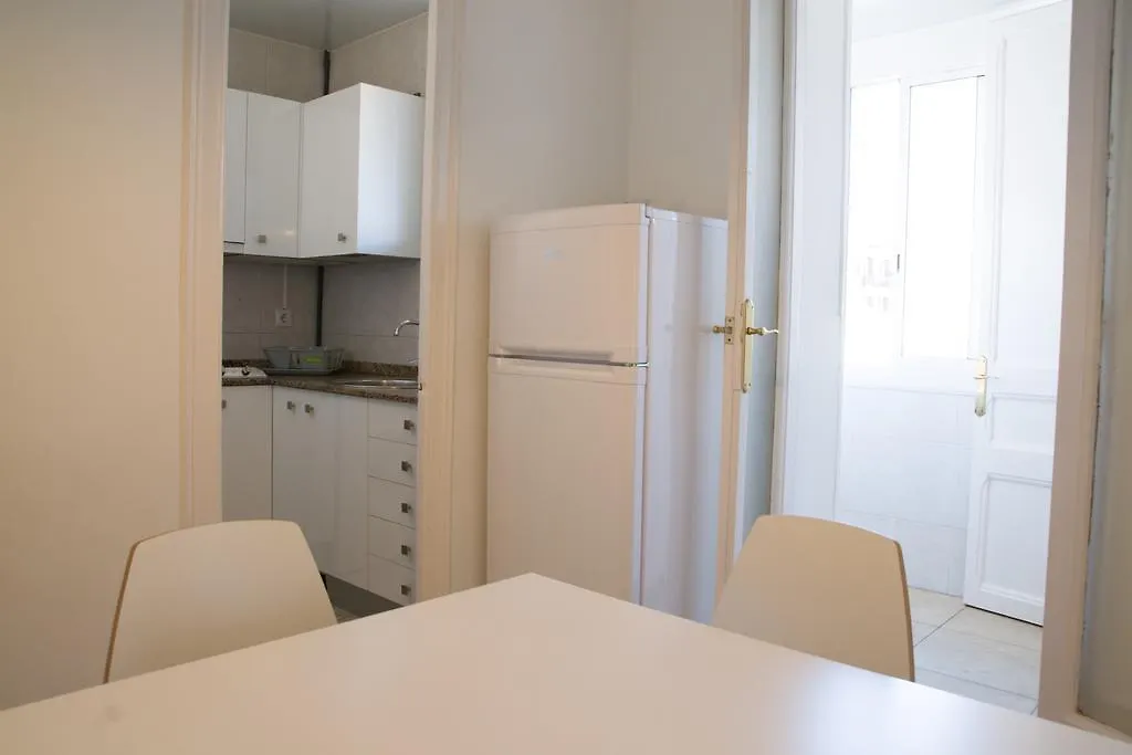 Barnapartments Basic Gracia Barselona 0*,  İspanya