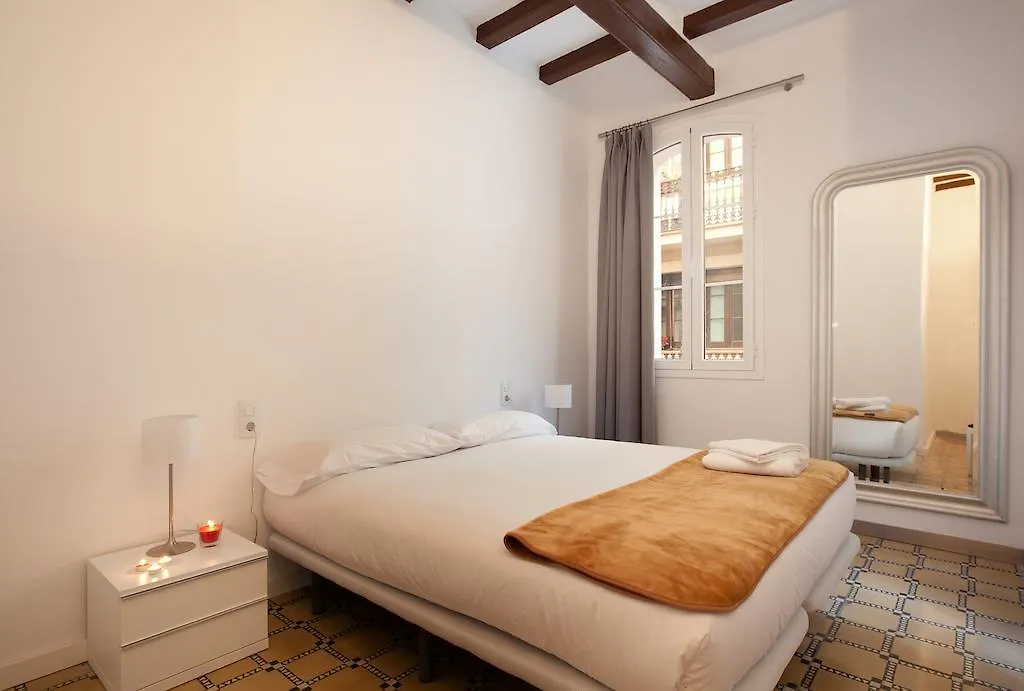 Barnapartments Basic Gracia Barcelona 0*,  Spanien
